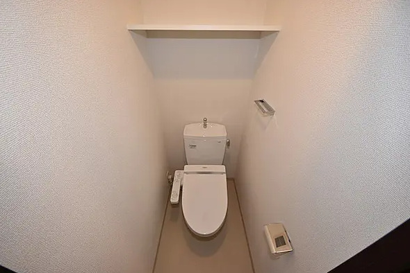 トイレ　落ち着いたトイレです