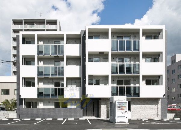 建物外観　経済的な都市ガスエコジョーズ採用のマンションです♪