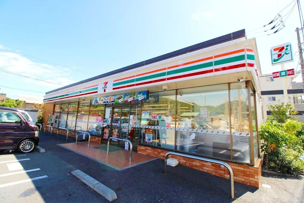 コンビニ　セブンイレブン鎌倉岩瀬店（コンビニ）まで380m