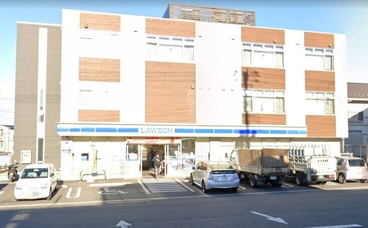 コンビニ　ローソン千葉検見川町三丁目店（コンビニ）まで387m