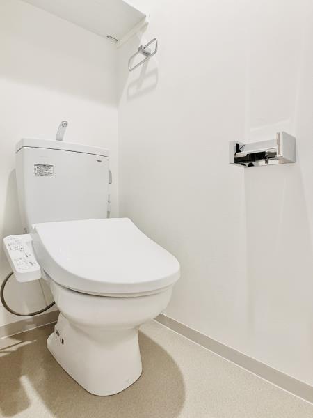 トイレ　落ち着いたトイレです