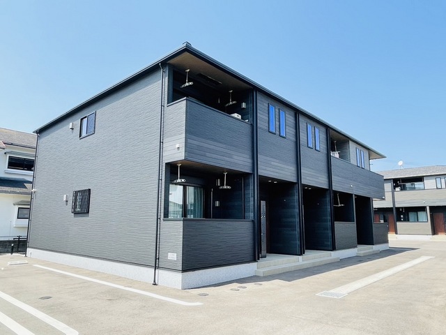 建物外観　2×4工法のおしゃれな外観