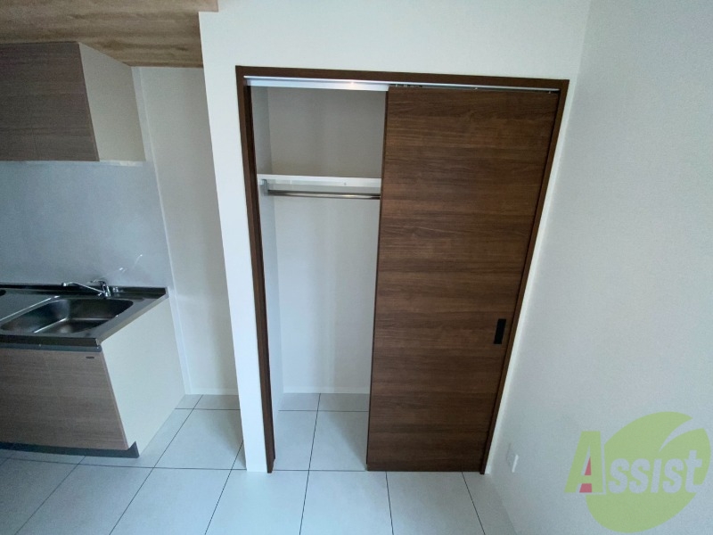 収納　寝室の収納です。部屋がすっきり片付きます。
