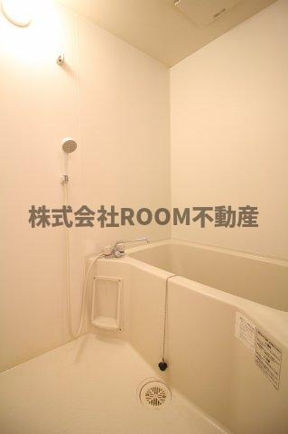 バス・シャワールーム　ゆったり過ごせるお風呂です