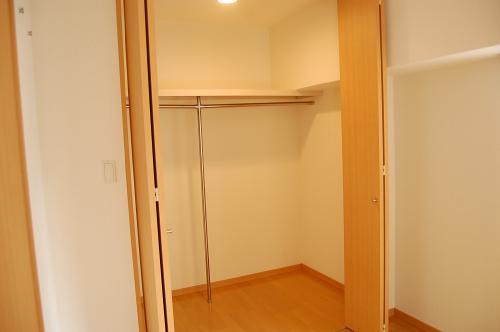 収納　収納　※別号室参考写真