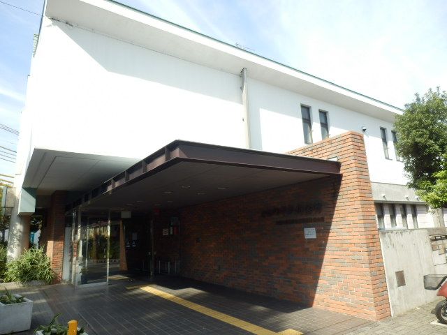 その他　かながわ平和祈念館（その他）まで727m