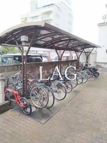 その他　駐輪場です。