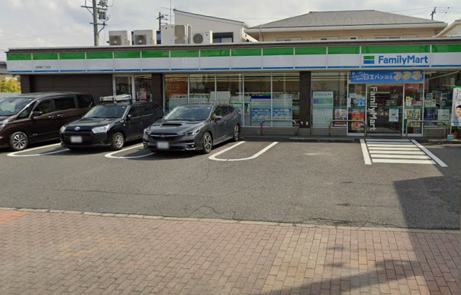 コンビニ　ファミリーマート 道徳通二丁目店（コンビニ）まで629m