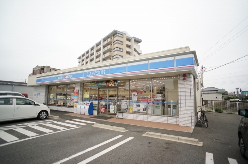 コンビニ　ローソン 粕屋柚須店（コンビニ）まで443m