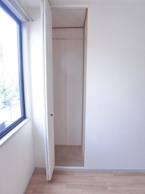 その他部屋・スペース　ロングコートも入ります