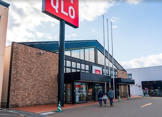 ショッピングセンター　ユニクロひばりが丘タウンプラザ店（ショッピングセンター）まで223m