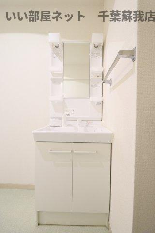 洗面設備　忙しい朝には欠かせない洗面所です