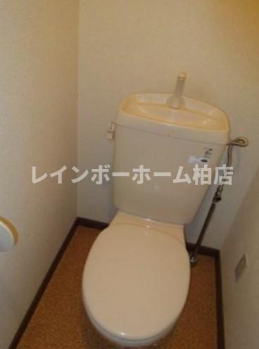 トイレ　トイレもきれいです