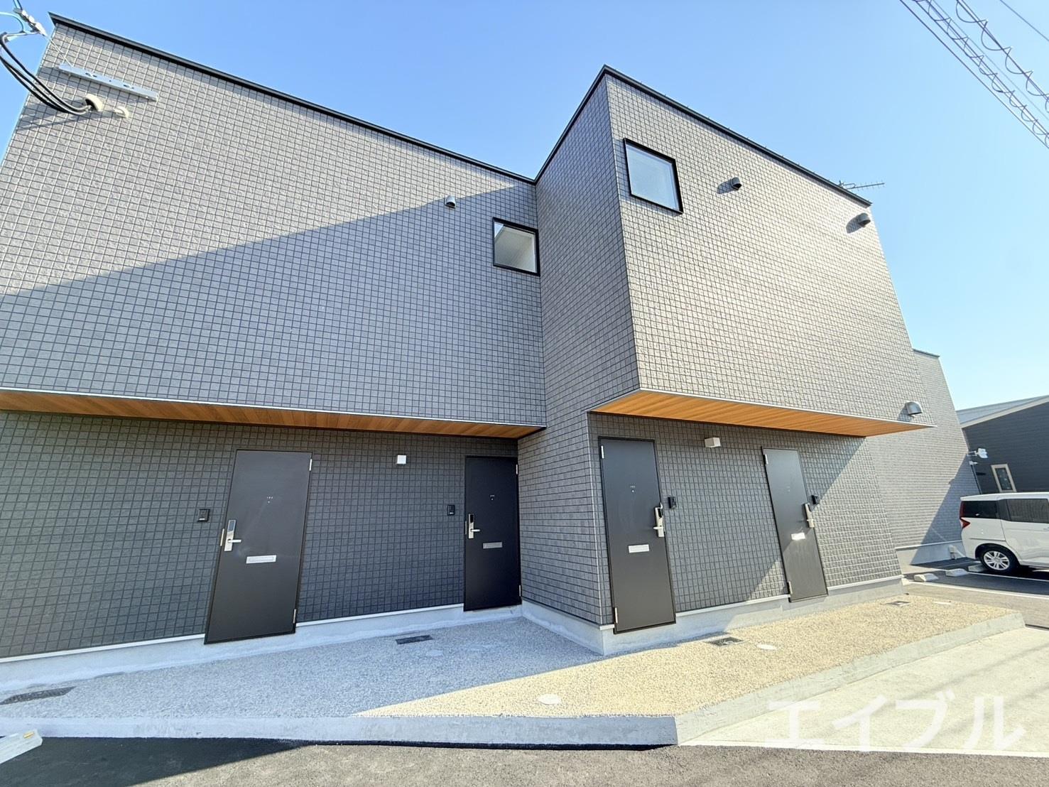 建物外観　建設中