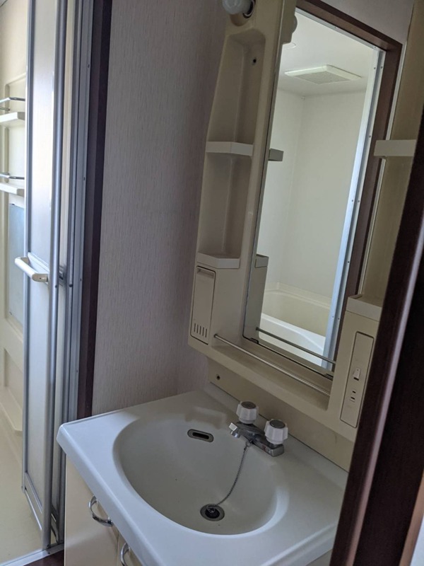 洗面設備　別部屋参考写真