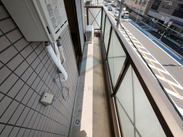 バルコニー　広々としたバルコニーです
