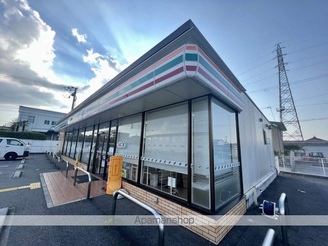 コンビニ　セブン－イレブン愛荘町市店（コンビニ）まで671m