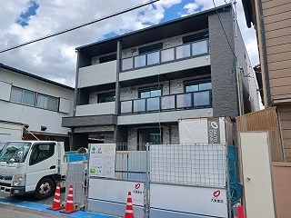 建物外観　オートロック付きで安心です♪