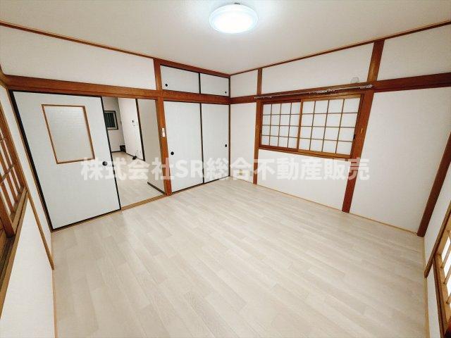 居室・リビング　キレイな室内でご家族と快適に過ごして頂けます！