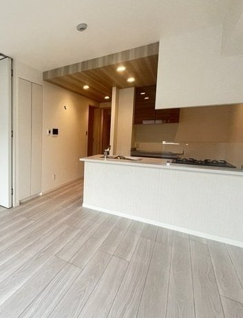 居室・リビング　※別部屋の参考写真です。