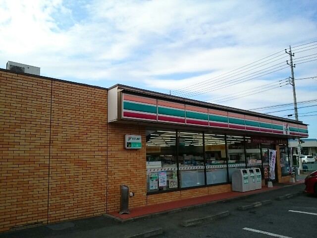 コンビニ　セブンイレブン緑町店（コンビニ）まで350m