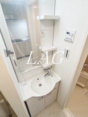 洗面設備　洗面台です。