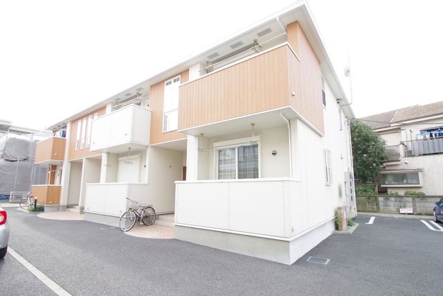 建物外観　★日当たりの良い明るい外観★