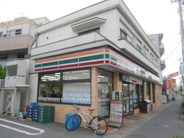 コンビニ　セブンイレブン（コンビニ）まで100m