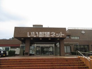 役所　丹波市役所（役所）まで1380m