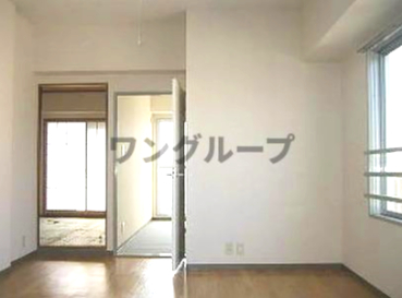 グローハイツ根岸の居間写真