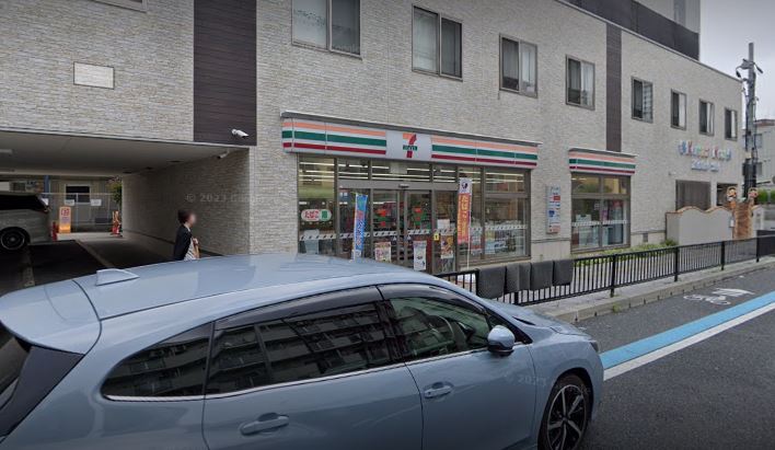 コンビニ　セブンイレブン 高槻天神町1丁目店（コンビニ）まで101m