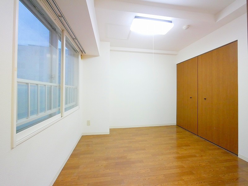 その他部屋・スペース　木目調のお部屋で家具も合わせやすいです！