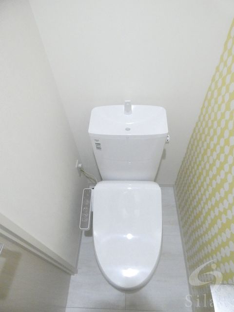 阪急宝塚線 川西能勢口駅 徒歩6分 10階建 築7年のトイレ写真