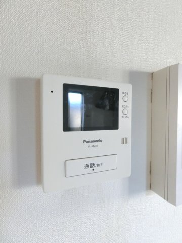 セキュリティ　モニター付きインターホン