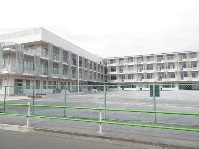 小学校　鶴川第一小学校（小学校）まで1300m