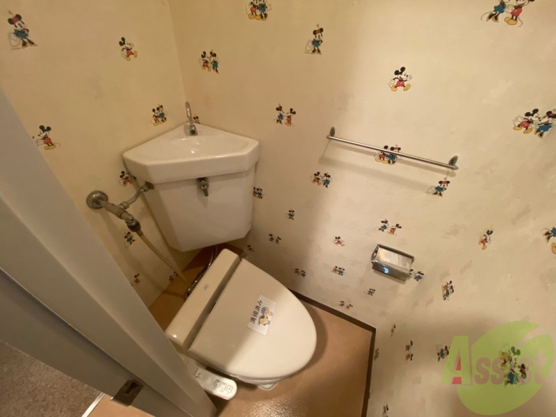 トイレ　トイレです。ウォシュレット付を探している方、おすすめです。