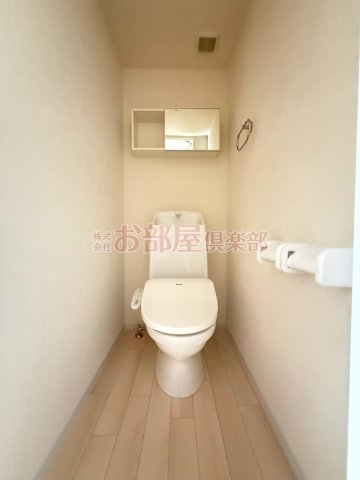 トイレ　落ち着いたトイレです