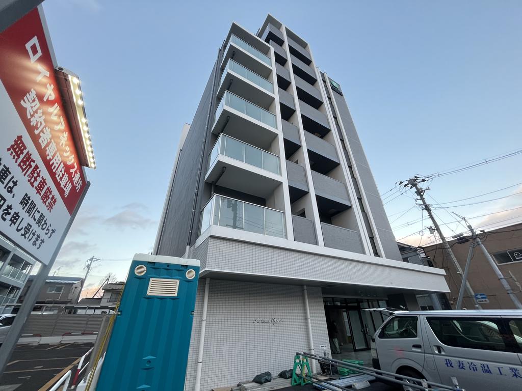 ラトゥール連坊の外観写真