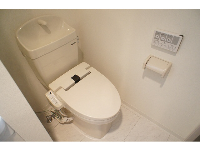 エルスタンザ東綾瀬公園のトイレ写真