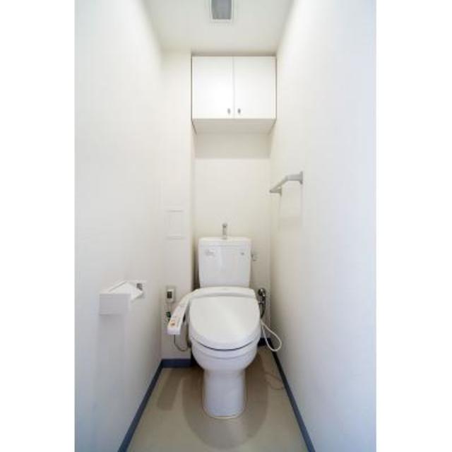トイレ　※写真は同タイプ住戸です。