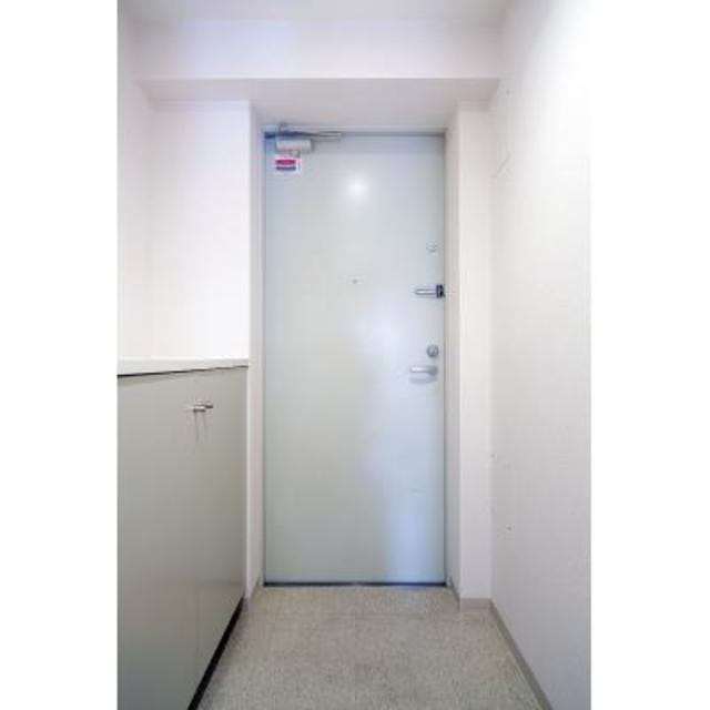 玄関　※写真は同タイプ住戸です。