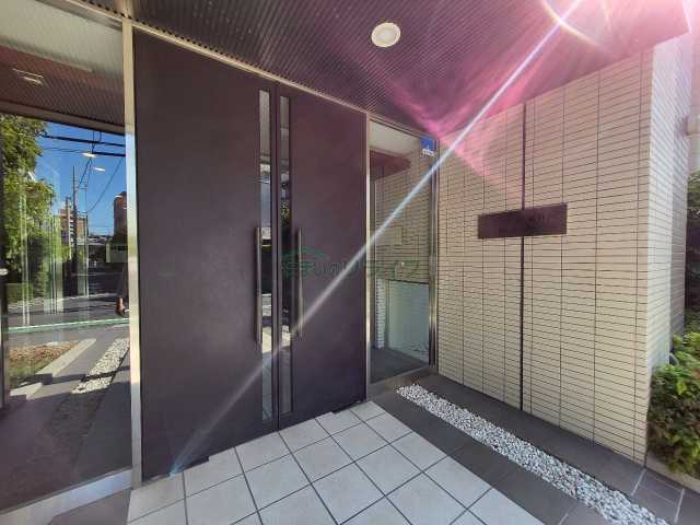 エントランス　プレミアコンフォート高井戸