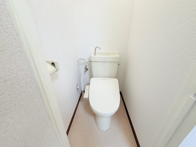 マンション長栄のトイレ写真