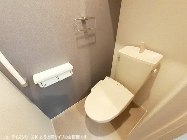 ＪＲ中央線 上野原駅 徒歩12分 2階建 新築のトイレ写真