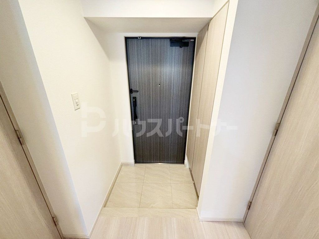 S-RESIDENCE千住大橋の玄関写真
