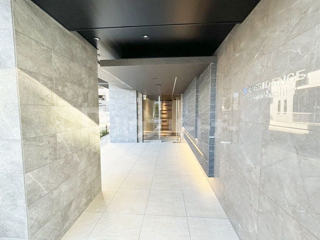 S-RESIDENCE千住大橋の外観写真
