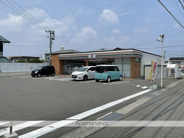 コンビニ　セブンイレブン（コンビニ）まで1126m