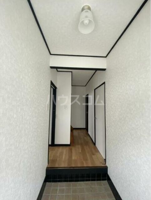 楊子町鈴木様貸家の玄関写真