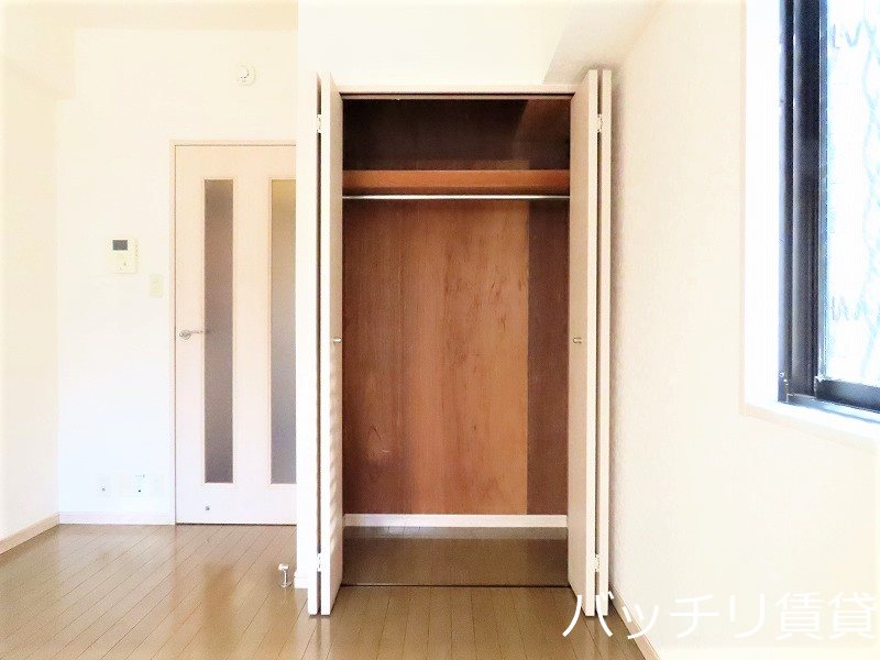 収納　画像は別号室タイプの為、現状を優先致します。