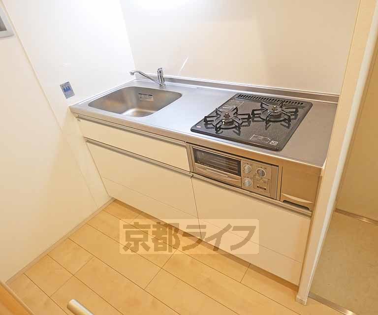 ＪＲ山陰本線 二条駅 徒歩17分 4階建 築12年のキッチン写真
